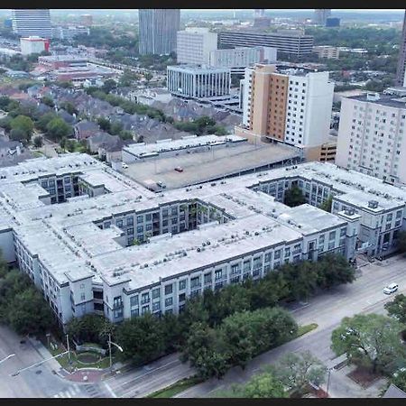 Luxury 1Bedroom/Pool View/ Galleria W/Study Desk Houston Exteriér fotografie